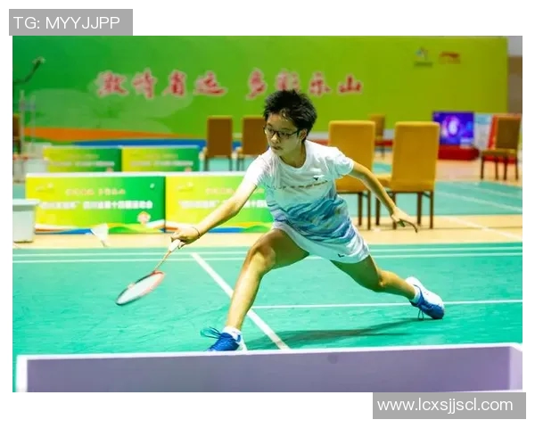 羽毛球巨献:深入解析成都羽毛球队运动员的个人技术与实力提升之路 羽毛球巨献:深入解析成都羽毛球队运动员的个人技术与实力提升之路