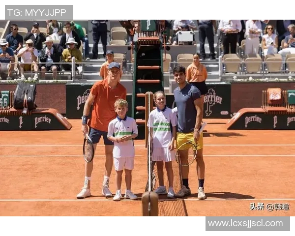 沙哈尼亚与阿尔的激烈对决揭示足球战术的巅峰对抗与精彩瞬间