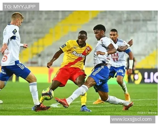 里尔与里昂实力对比分析谁将在法甲赛场上占据优势