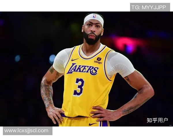 绿军与湖人再度交锋NBA经典对决引发球迷热议与期待